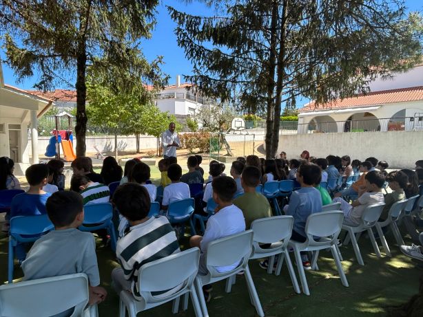 p04 Foto visita autor