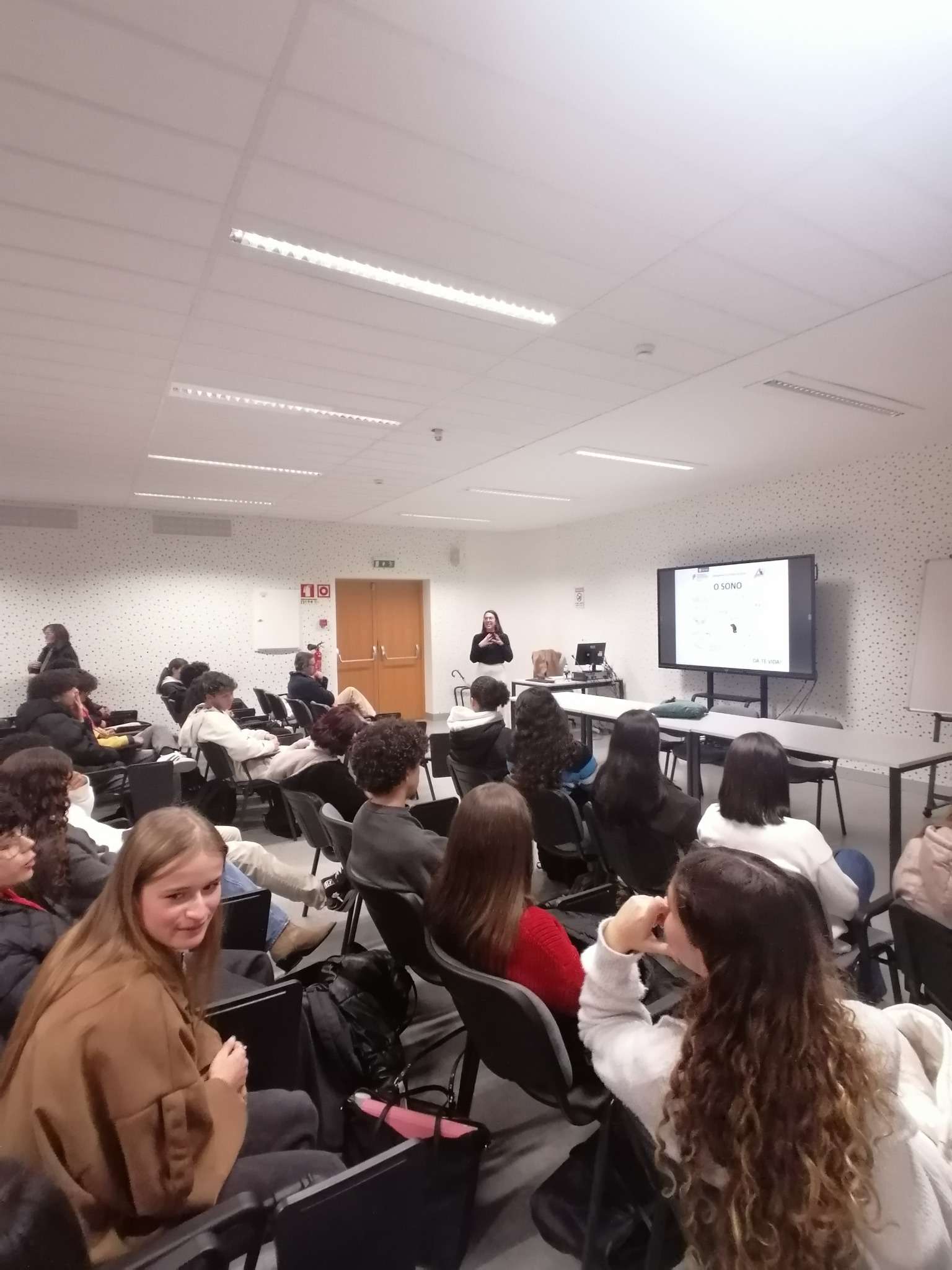 Apresentação sobre boas práticas de sono